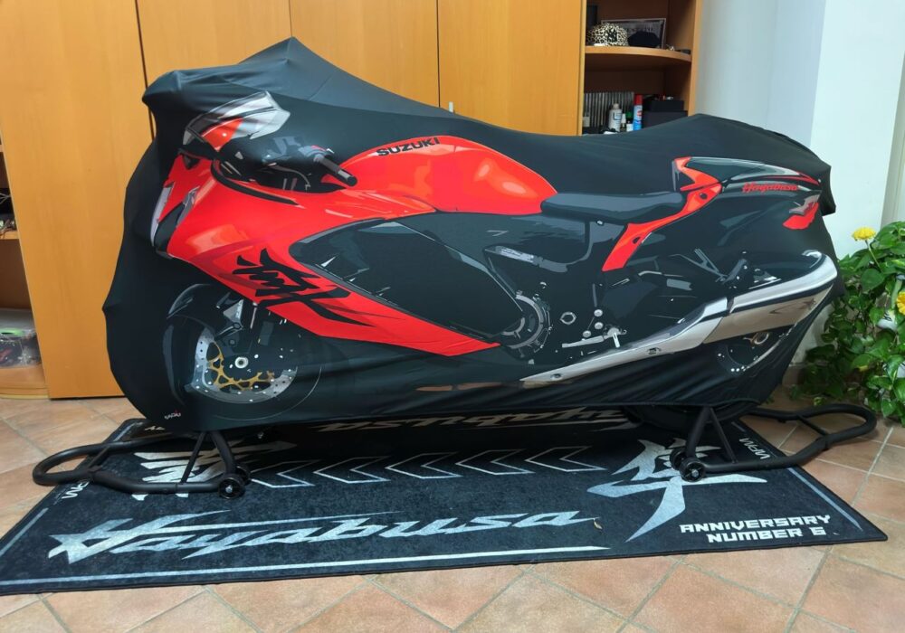 telo coprimoto suzuki hayabusa